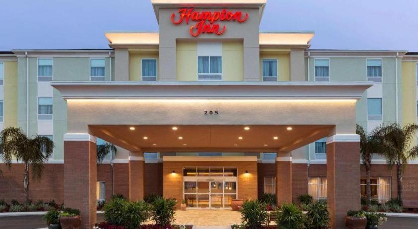 Hampton Inn Бартау Экстерьер фото
